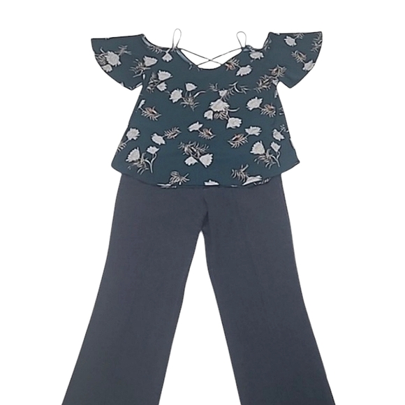 Kaileigh Off Shoulder Floral Blouse Double Sided Top Spaghetti Strap Flowy Shirt - Picture 1 of 17